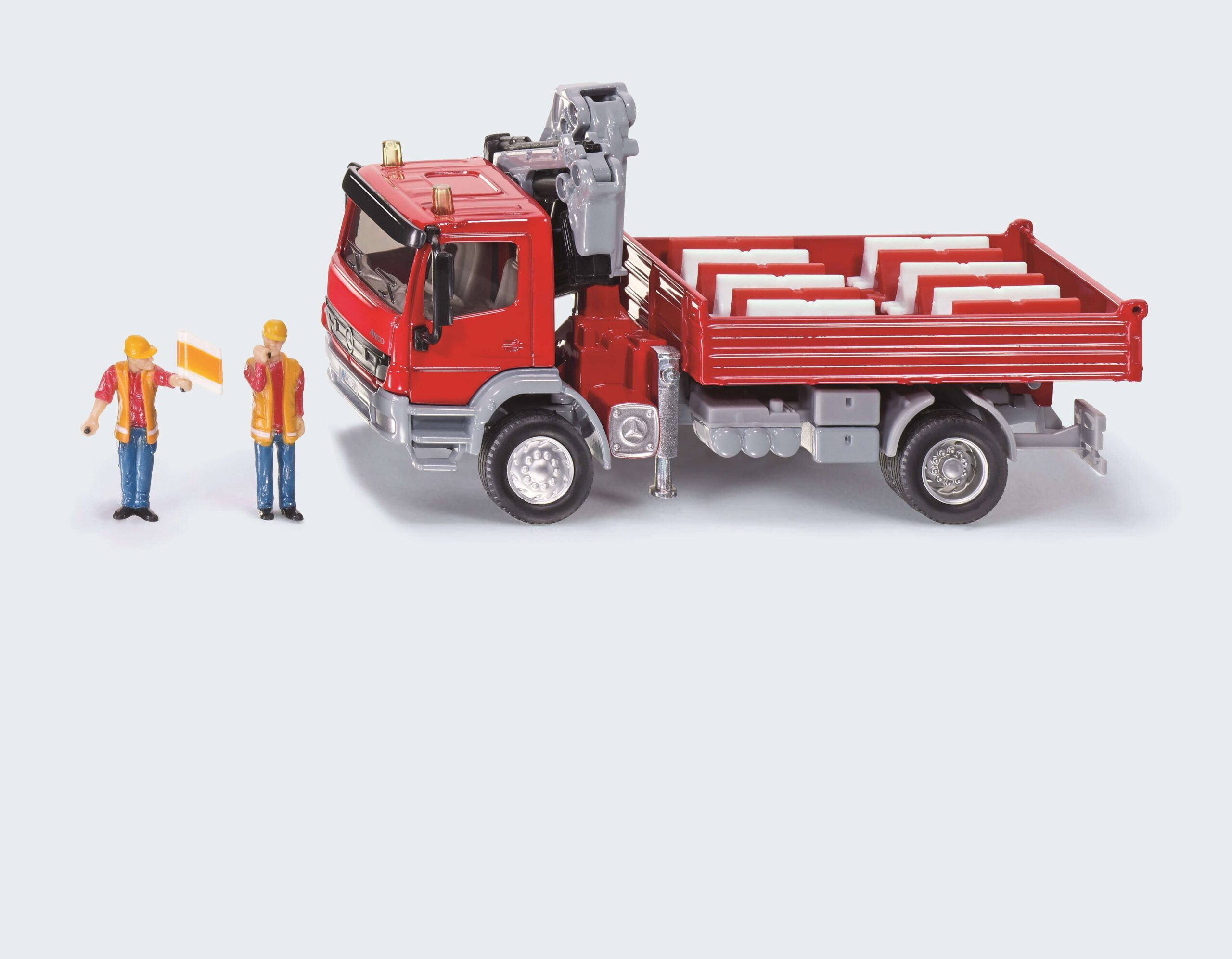 Mercedes Atego z dźwigiem obrotowym