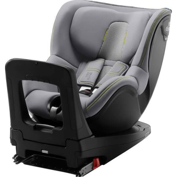 Fotelik dla dziecka Britax Romer Dualfix M i Size kolor Cool Flow Silver