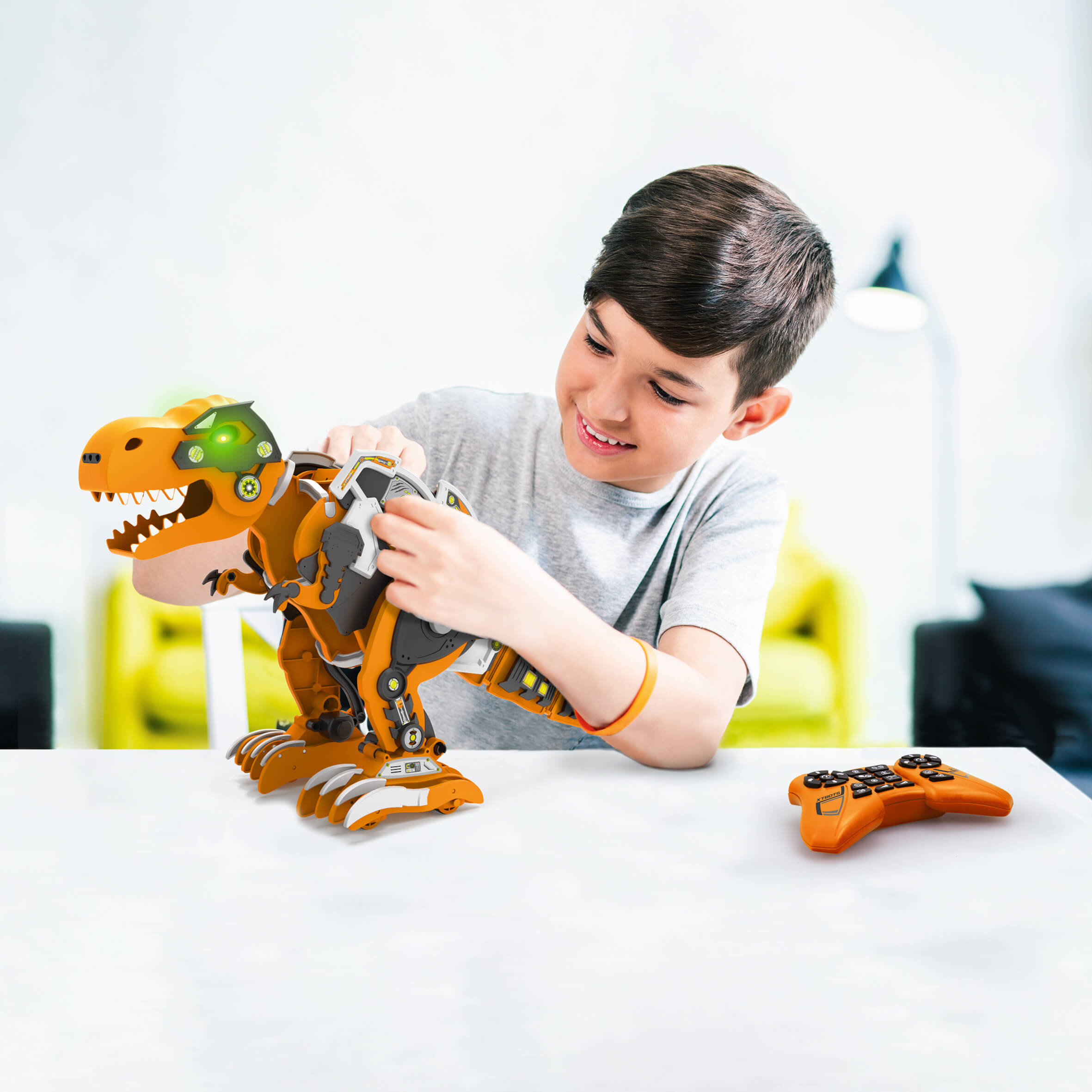 BOT3803159 REX dinobot 5