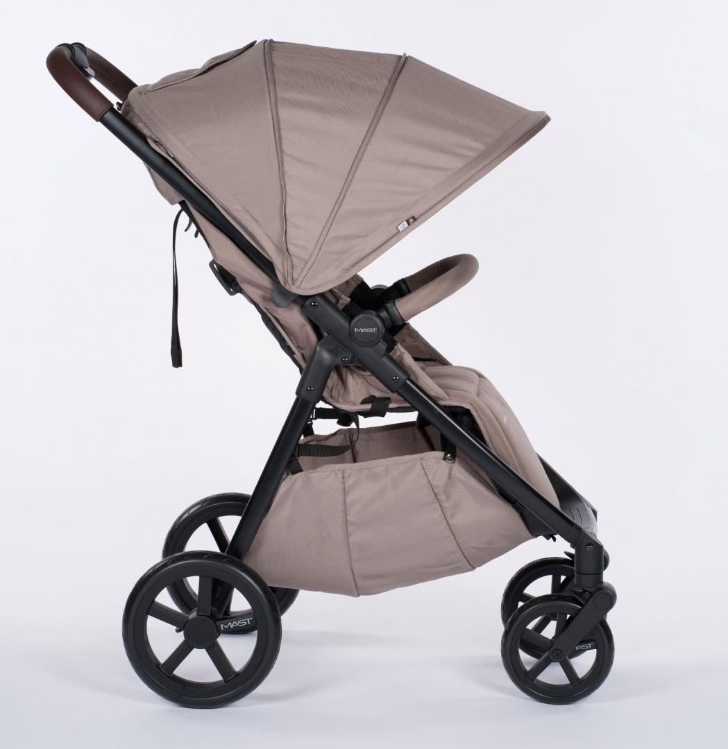 Mast M4 mini wozek spacerowy Sand kola Light